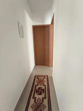 Imagem Casa 3/4 Sendo 1 Suite Com Otimo Quintal No Condominio Les Arcs , Oportunidade