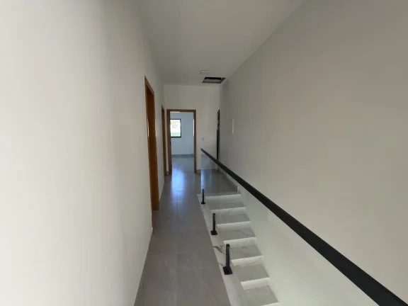 Imagem Casa a Venda com 3 Dorm e Piscina no Condomínio Nova Jaguari