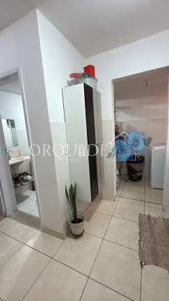 Imagem Apartamento à venda no Parque das Laranjeiras Prolongamento em Rio Verde-GO: 2 quartos, 1 sala, 1 vaga de garagem!