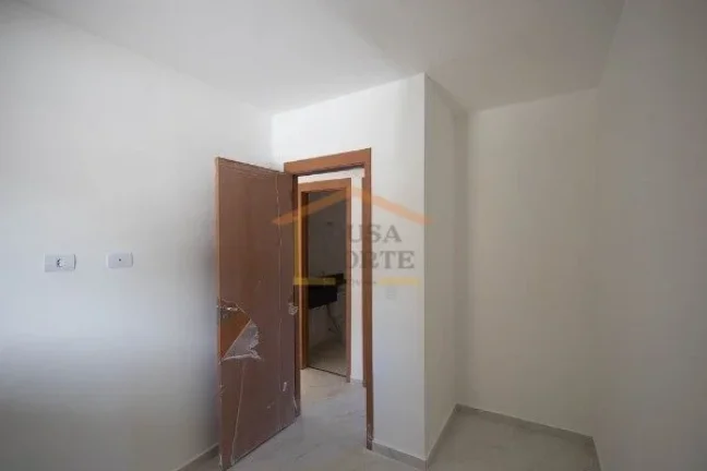 Imagem Apartamento com 35m², dispõe de 2 dormitórios, 1 banheiro, sala dois ambientes, cozinha com gabin...