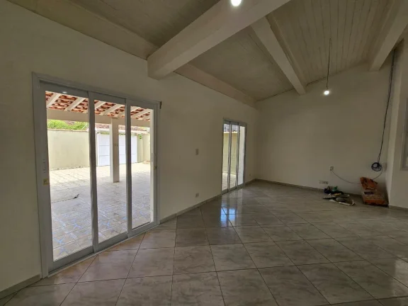 Imagem Casa para Venda em Ubatuba / SP no bairro Centro