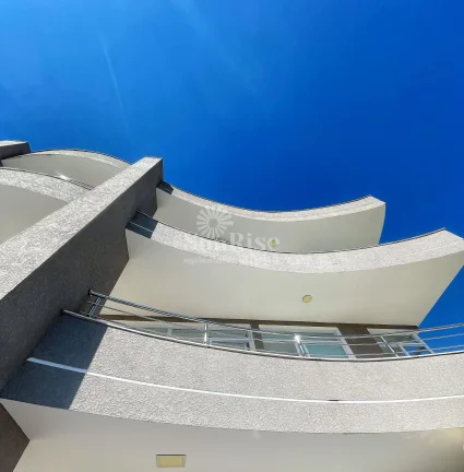 Imagem Casa à Venda Gênesis 2 | 704 m² AC - 607 m² Terreno - 5 suítes | R$7.500.000 - Santana de Parnaíba/SP