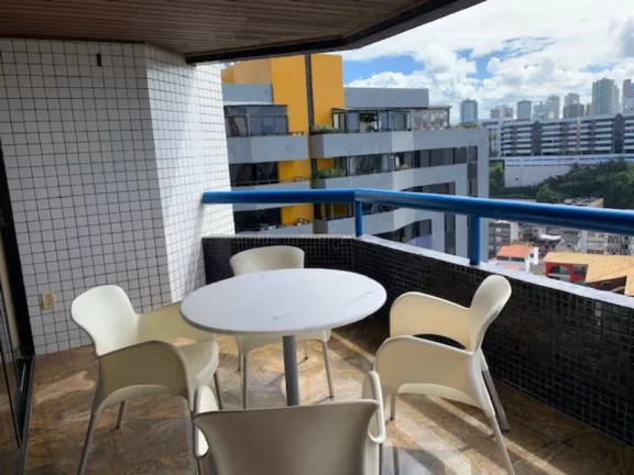 Imagem Cobertura Duplex 4/4, 3 Suítes, 380,00m2 04 Vagas Soltas, pega 05 Carros - no Charmoso Morro do Conselho - Rio Vermelho por apenas R$1.550.000,00