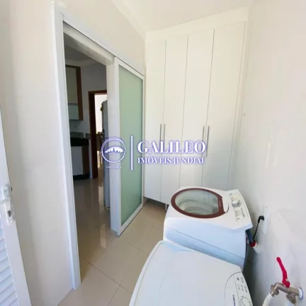 Imagem VENDA SOBRADO NO JUNDIAI MIRIM - Com 210m² - 03 dorms - 03 banheiros - Área de churrasqueira - 04 vagas de garagem - Fino acabamento.