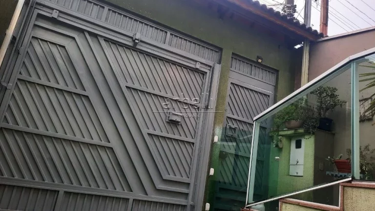 Imagem Sobrado com 242 metros quadrados, 3 dormitórios sendo 1 suíte com armários, 4 banheiros, 1 lavabo...