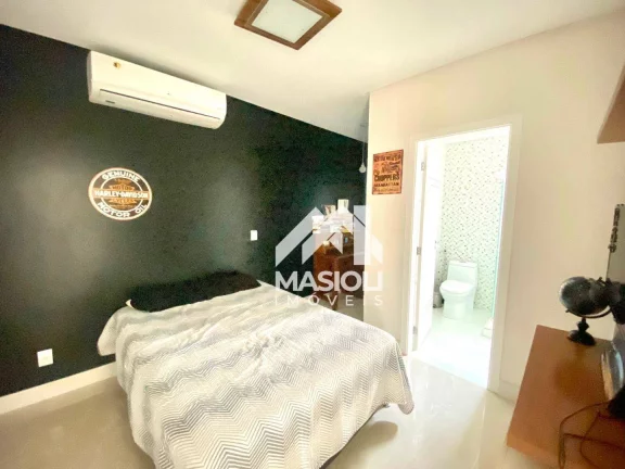 Imagem Casa com 4 dormitórios à venda, 300 m² por R$ 2.300.000,00 - Interlagos - Vila Velha/ES
