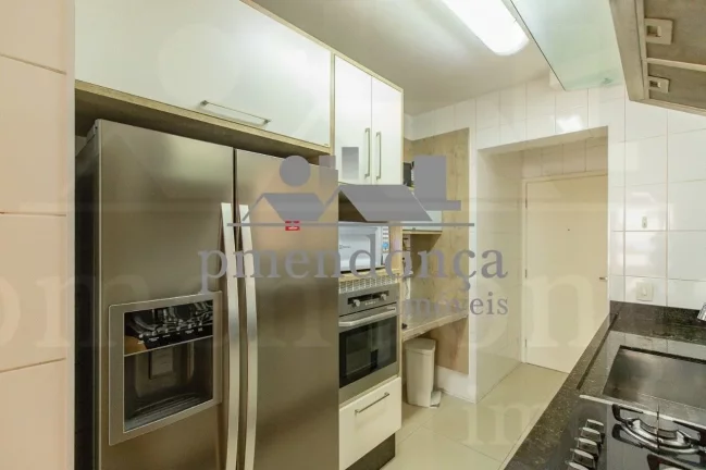 Imagem Excelente apartamento de 93m², localizado em Pinheiros com 2 quartos ( 1 suíte ) e 2 vagas..