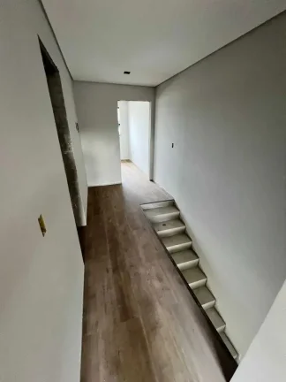 Imagem Geminado com 3 suítes e 2 vagas de garagem - Saguaçu | Joinville/SC