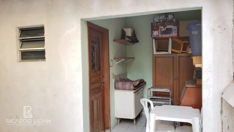 Imagem Sobrado para fins comerciais na Av Emilio Ribas Guarulhos - A Venda