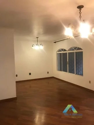 Imagem Sobrado com 4 dormitórios à venda, 225 m² por R$ 905.000,00 - Bosque da Saúde - São Paulo/SP