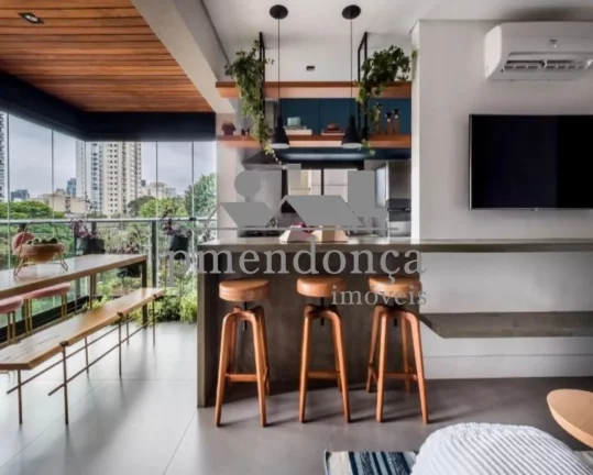 Imagem Apartamento em Pinheiros com 70m² totalmente reformado com muita luz natural.