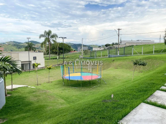 Imagem Mansão em Taubaté | Cond. Fechado, 568 m², 5 Suítes e Lazer
