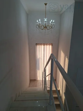 Imagem Casa em Condomínio de Luxo em Jundiaí-SP: 3 Quartos, Suíte, 4 Vagas - Jardim Celeste