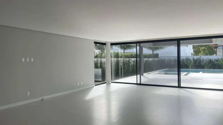 Imagem Casa com 6 dormitórios à venda, 1000 m² - Jurerê Internacional - Florianópolis/SC