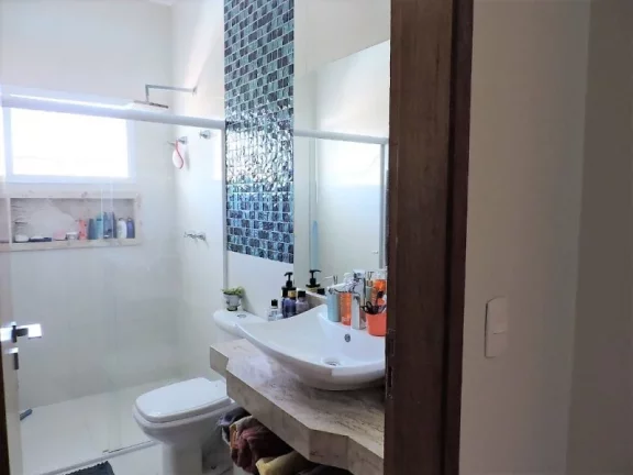 Imagem CASA COM 3 DORMITÓRIOS E MAIS UM REVERSÍVEL. 510 M² CONSTRUÍDOS EM LOTE DE 1.200M