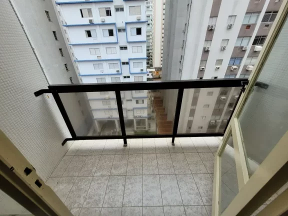 Imagem PITANGUEIRAS – NA QUADRA DA PRAIA COM MARAVILHOSA VISTA MAR, VAGA DE GARAGEM DEMARCADA NO PRÉDIO, 95 M² ÚTEIS, CONDONDOMÍNIO BAIXO.