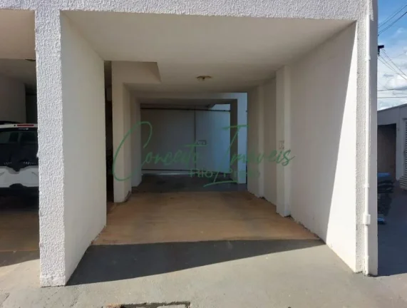 Imagem Apatramento para locação 2 dormitórios, 2 vagas, quintal pri