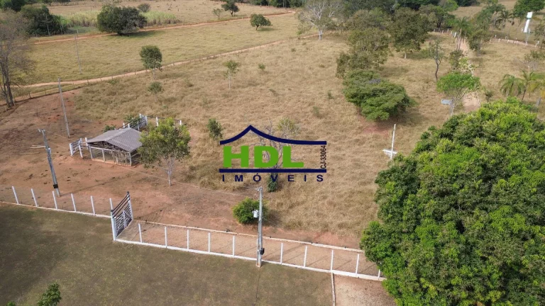 Imagem Chácara Exclusiva Riquíssima d´água em Hidrolândia/GO