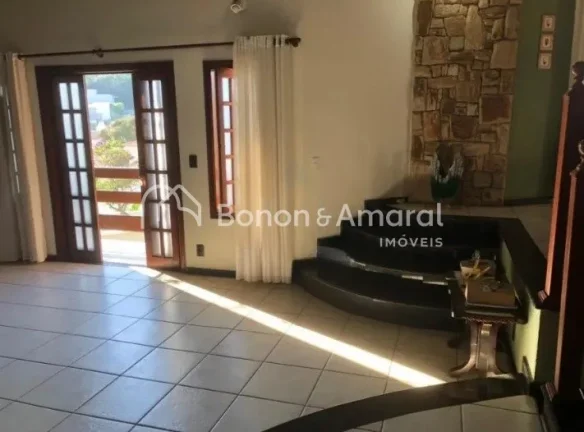 Imagem Casa à venda, 260m², 3 quartos/3 Suítes, condomínio fechado São Joaquim, Valinhos, São Paulo.
...