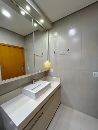 Imagem Casa 3 Suítes Condomínio Florais dos Lagos