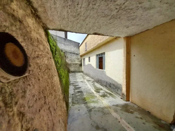 Imagem Casa à venda em Barbacena, São José, com 5 quartos, 102m2