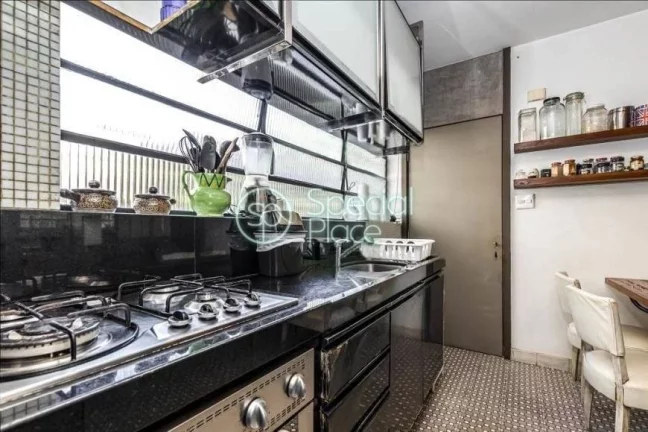 Imagem Ótimo apartamento reformado, com 110 m² no Jardim América. Living para dois ambientes com ar cond...