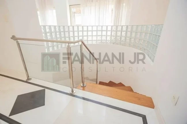 Imagem Cobertura Duplex de Luxo no coração do Jardim Europa! Com uma vista cinematográfica e localização privilegiada, o Condomínio Edifício Villa Adriana