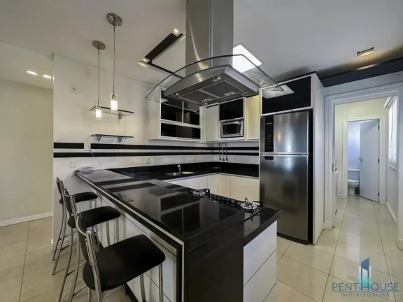 Imagem Apartamento Quadra Mar para Venda em Balneário Camboriú, CENTRO, 3 dormitórios, 2 suítes, 3 banheiros, 2 vagas