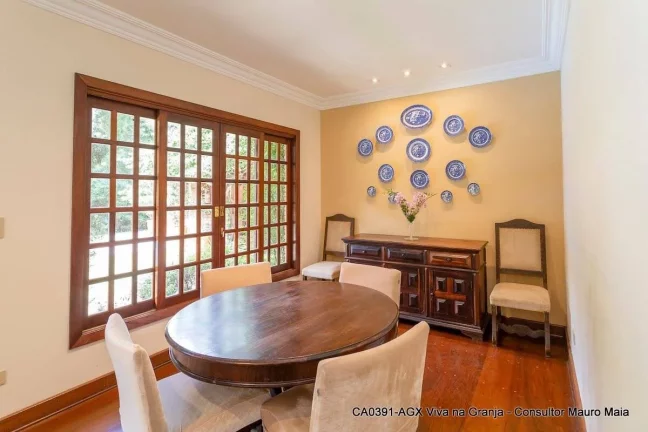 Imagem Casa com 7 dorms (5 suítes) à venda, 500 m² por R$ 3.900.000 - Granja Viana - SP