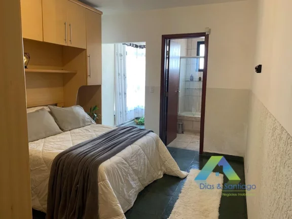 Imagem Sobrado com 03 suites e 05 vaga de garagem- Ipiranga