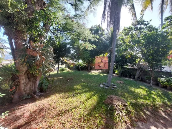 Imagem Casa para Venda em Araruama/RJ - 4 Dorm. 180 m2 Área Útil