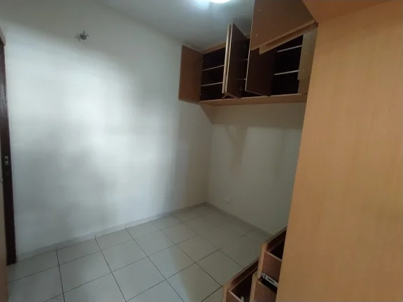 Imagem Apartamento 240M², 4Q, 1 Suíte, 3 Salas, 2 Cozinhas, 2 Banheiros, 1 Vaga, Churrasqueira, Academia, Salão de Festas, Sauna, Bicicletário.