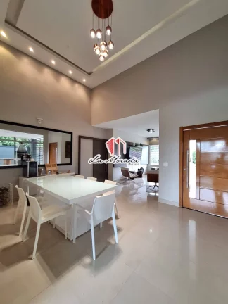 Imagem Condomínio Porto Tarumã - Ponta Negra, 250M2, 3Qtos s/ 2 suites, VENDA!