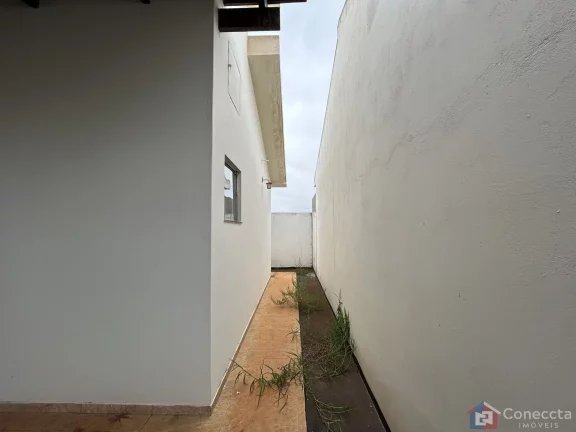 Imagem Casa à Venda no Bairro Afonso Queiroz, Patos de Minas - 3 Dormitórios e Espaço Gourmet