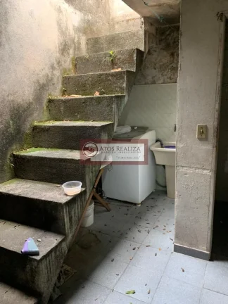 Imagem Sobrado de 220M² em Rio Bonito, São Paulo - 2 Dormitórios, 2 Banheiros por R$450.000 - Venda