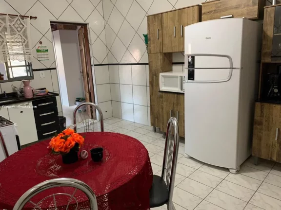 Imagem Casa para Venda em Limeira, Parque Hipolito, 5 dormitórios, 1 suíte, 2 banheiros, 2 vagas