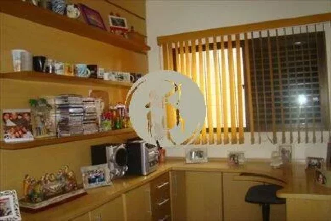 Imagem UNICA! MARAVILHOSA, QUINTAL COM PISCINA ENORME C/ CASCATA E LAMPADAS XENON, CHURRASQUEIRA, FORNO A L...