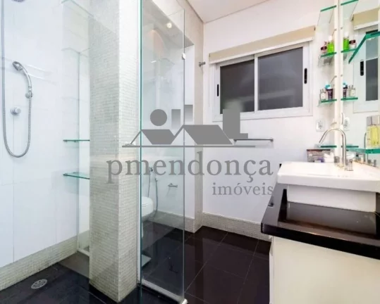 Imagem Apartamento na Rua Maranhão com 230m², 03 quartos ( 1 suíte ) e 1 vaga grande.