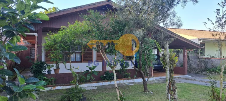 Imagem CASA COM 3 DORMITÓRIOS A 300M DO MAR