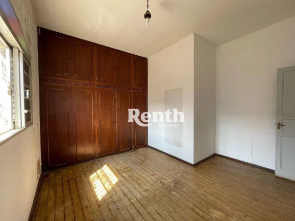 Imagem Casa com 4 dormitórios (2 suítes) à venda, 310 m² por R$ 750.000 - Vila Martins - Rio Claro/SP
