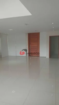 Imagem Sobrado à venda 3 Quartos, 3 Suites, 6 Vagas, Cerâmica, São Caetano do Sul - SP