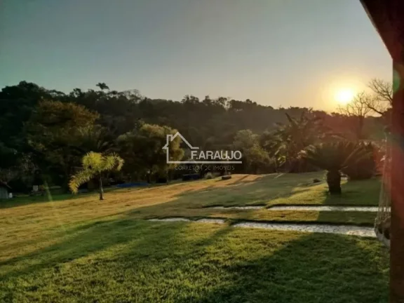 Imagem Chácara à venda em Araçoiaba da Serra com 3285m² 2 suítes, 5 vagas