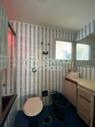 Imagem Apartamento em Moema com 135m². São 03 dormitórios, sendo 01 suíte e 01 vaga. Bem localizado, pr...