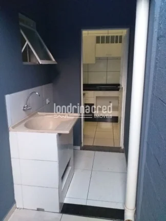 Imagem Casa na Zona Norte de Londrina – 70m², 2 dormitórios, sala, cozinha, 1 vaga e área gourmet com churrasqueira em ótima localização!