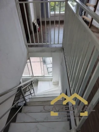 Imagem SOBRADO COM 3 DORMITÓRIOS À VENDA, 218 M² POR R$ 740.000,00 - ROSEIRA - MAIRIPORÃ/SP