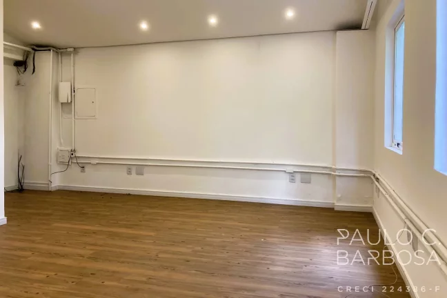 Imagem Vila Nova Conceição - 2 dormitórios - 331m² -