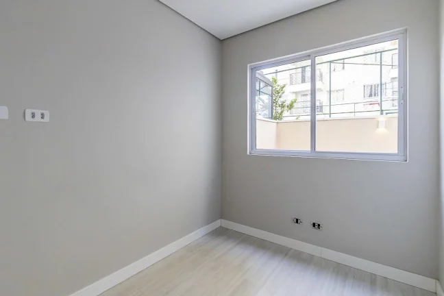 Imagem Apartamento de 2 quartos no bairro Capão Raso