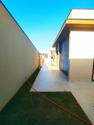 Imagem Casa em Condomínio a Venda no bairro Residencial e Empresarial Alphaville - Ribeirão Preto, SP