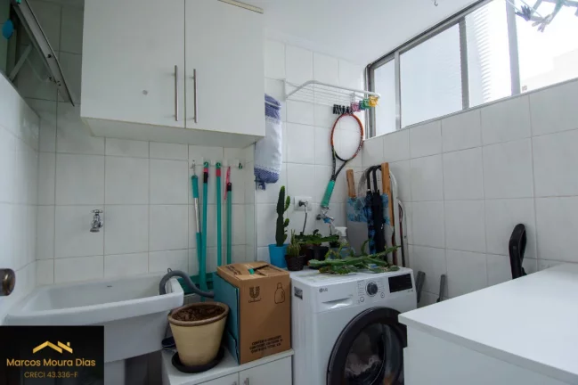 Imagem Apartamento Reformado para venda em Santa Cecília com 1 Dormitório ( quarto), 48m² e 1 Vaga de Garagem