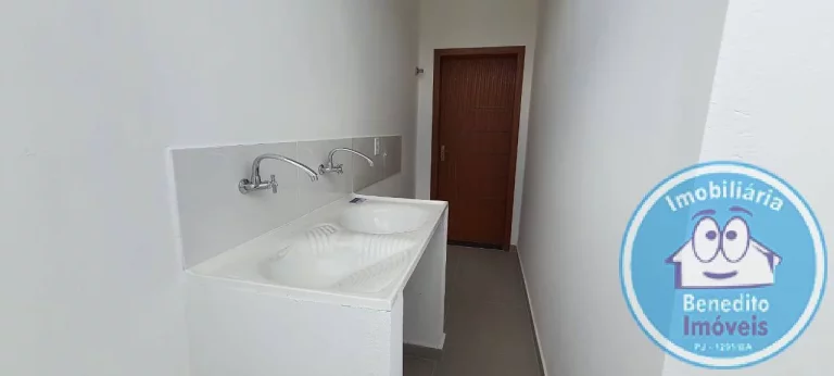 Imagem Vendo excelente casa térrea em Porto Seguro.